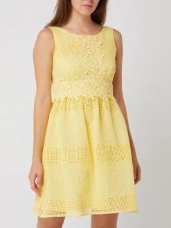 Jake*s Cocktail Cocktailkleid Aus Spitze Mit Zierborten - Hellgelb -LAONA-shop 658lchqb9krj6iic652jehae9hakeg9p9p7kacii990k4jq39ha52iqg8lal6i2kad3kidpn850j4di88p3j6p9j71h34e9j70p3ap1kcosj6eb669hj0ohi6tj34c1nccqj8c8