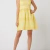 Jake*s Cocktail Cocktailkleid Aus Spitze Mit Zierborten - Hellgelb -LAONA-shop 71146chl9koj8e2c6t23gcql68pjehal90r5chi89h7kigae98r5ccpj9p7k2eab9l6kii1g899jchho8go64cb1c4sj0p1j6phm2d1k60p34e9kchijec9ic8r62eb6cksj2e0