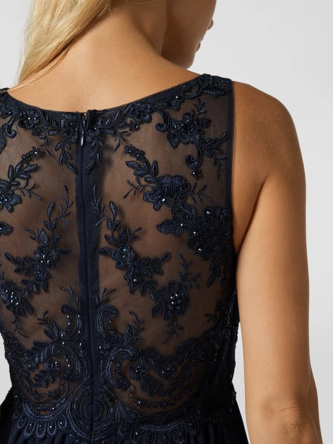 Laona Abendkleid Aus Chiffon Mit Ziersteinen - Dunkelblau 5 Laona Abendkleid Aus Chiffon Mit Ziersteinen - Dunkelblau – Bild 3