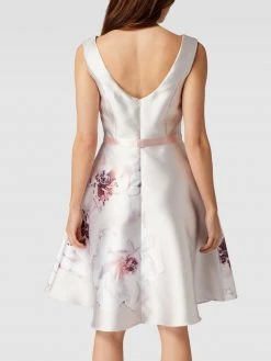 Swing Cocktailkleid Mit Breiten Trägern Und Floralem Muster - Sand -LAONA-shop 8t1k6j1n896jae9g68pjil9oah7kgd1j89332lal6l0k4iq7ah2l2iie84r4cd9p6os4sgqfal95agqh753jcd9p68rj2php6pi3ie1k65im6e1jcpim8cb170s32p1l6dhj2d0