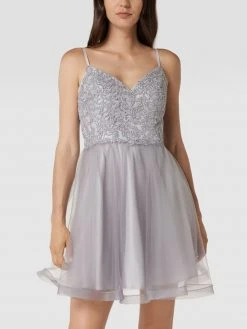 Laona Cocktailkleid Mit Floraler Stickerei - Silber 10 Laona Cocktailkleid Mit Floraler Stickerei - Silber -LAONA-shop 910jejid9l7k4gpl9csl4ka19pb4ej2b9gq4cham64pjada18l5k8hhka16l0jih6co4ukadaks52cqg6co3aohlchgm8dj66osj2p1k6lijaohp75gjap3374r64c1pclijeog