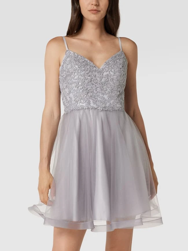 Laona Cocktailkleid Mit Floraler Stickerei - Silber 6 Laona Cocktailkleid Mit Floraler Stickerei - Silber – Bild 4