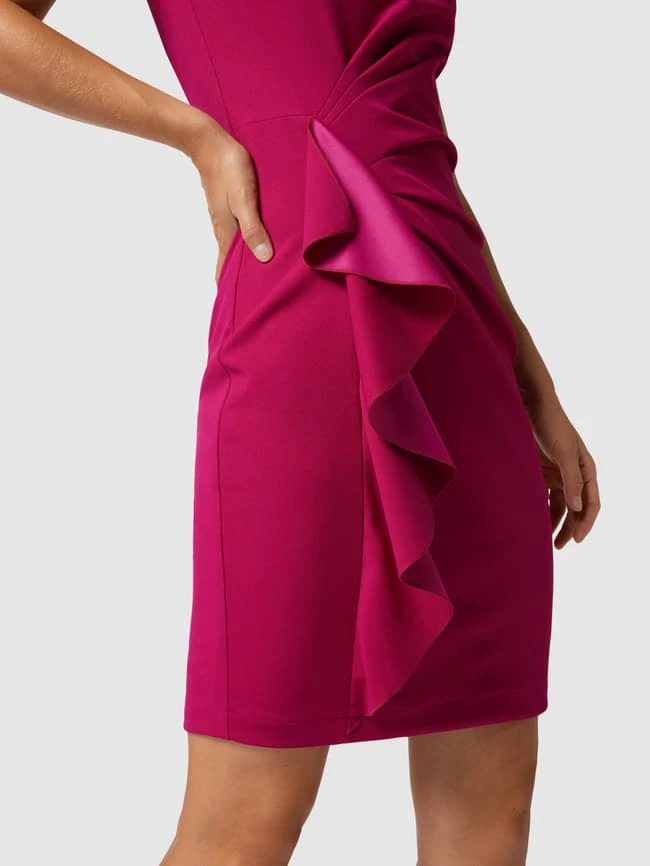 Paradi Ärmelloses Cocktailkleid Mit Drapierung - Fuchsia 5 Paradi Ärmelloses Cocktailkleid Mit Drapierung - Fuchsia – Bild 3
