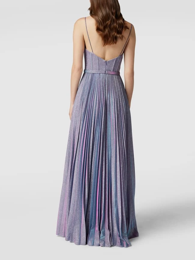 Laona Abendkleid In Maxilänge Mit Plisseefalten - Lila 7 Laona Abendkleid In Maxilänge Mit Plisseefalten - Lila – Bild 5